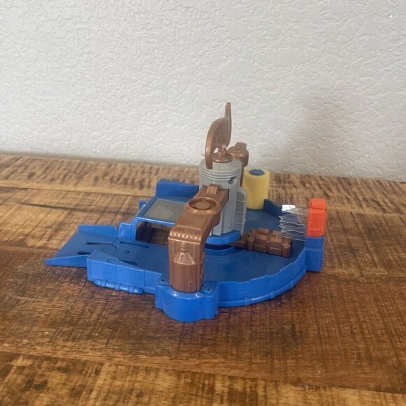 Hot Wheels Clean Ride Car Wash 2014 Replacement Part - Picture 2 of 7